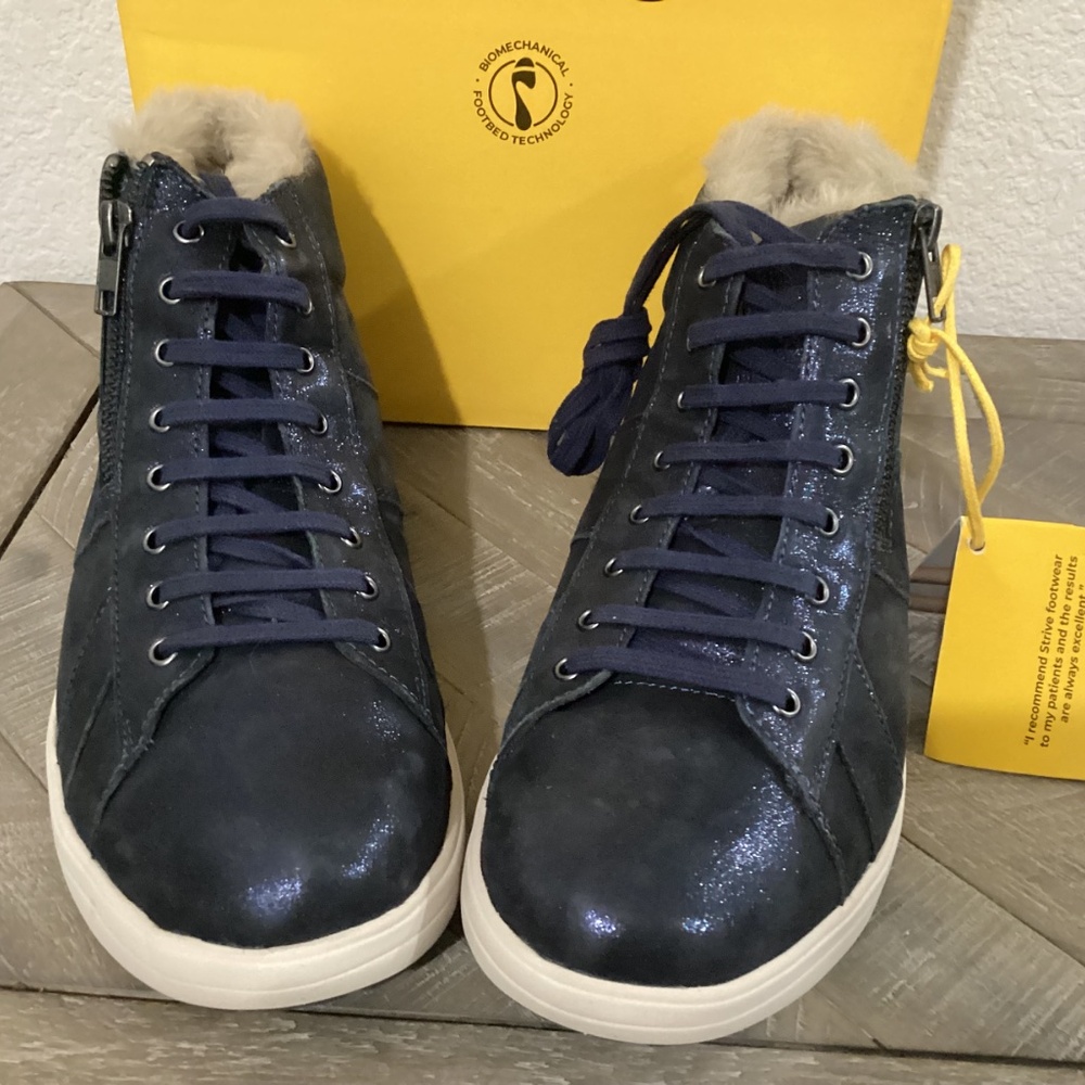 STRIVE Chatsworth II Leather Hi-Top Sneaker with Faux Fur Trim (Women) 10M - Picture 9 of 14